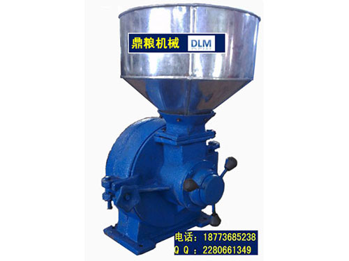 30型磨片式粉碎機(jī)、磨粉機(jī)磨粉機(jī)，磨片式，產(chǎn)量達(dá)1000公斤時,粗細(xì)可調(diào)